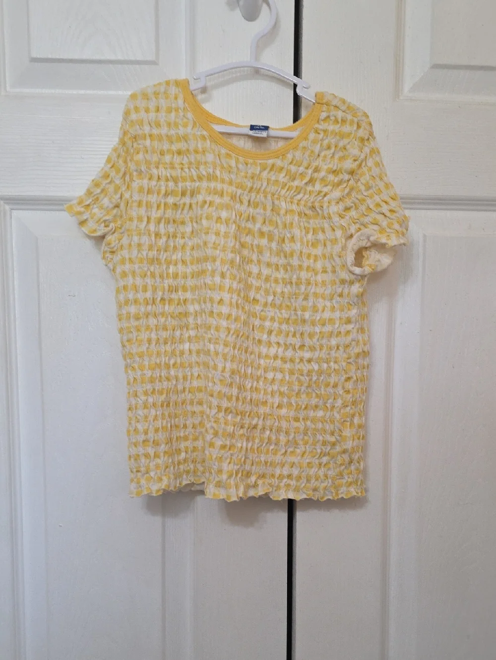 Old Navy Yellow Smocked Shirt Xl
